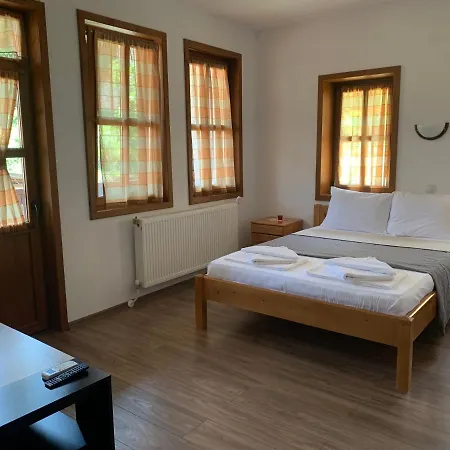 Konukevi сининкова къща 3*