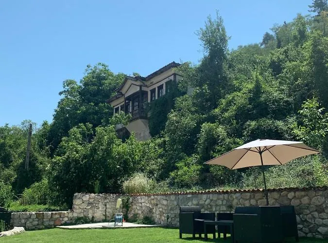 Къща за гости сининкова къща 3*